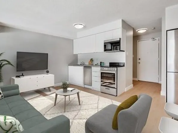 10 Wilmington Ave, Toronto, ON M3H 5H8