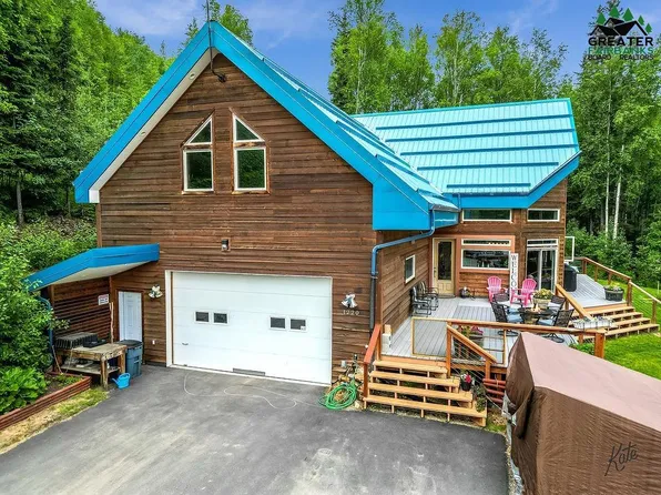 1220 Violet Dr, Fairbanks, AK 99712
