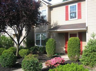 84 Hunt Dr, Horsham, PA 19044