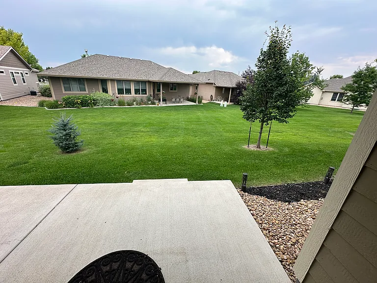 509 Deville Dr — Photo 12