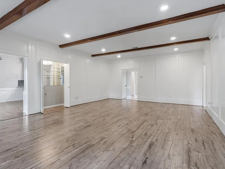 12015 Fawnview Dr — Photo 4