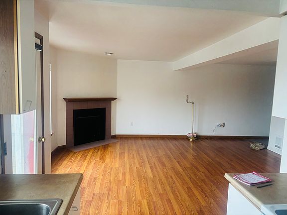 4th image of 29645 18th Ave S #203