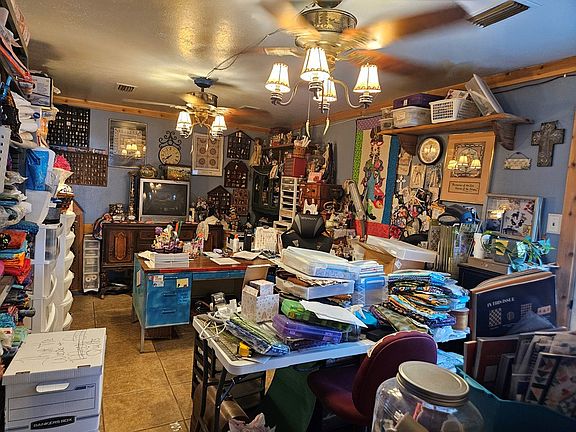 5th image of 4407 Buffalo Ave