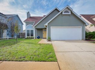 408 Woodland Park Cir #1, Mary Esther, FL 32569