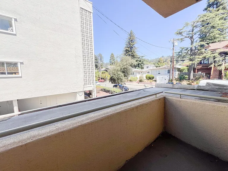 1444 Walnut St. — Photo 16