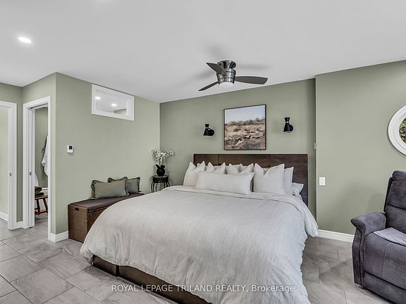 5th image of 26 Northcrest Dr