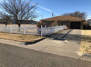 208 Benedict St, White Deer, TX 79097