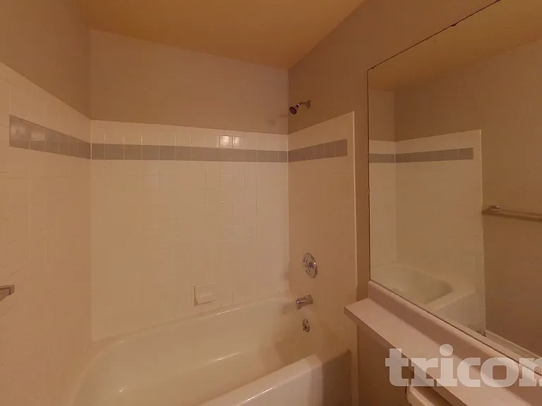 2920 Frazier Ln — Photo 7