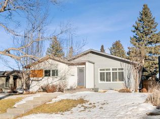 3332 W Caribou Dr NW, Calgary, AB T2L 0S5
