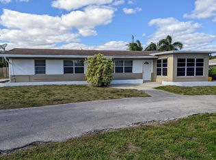 299 NW 12th St, Boca Raton, FL 33432