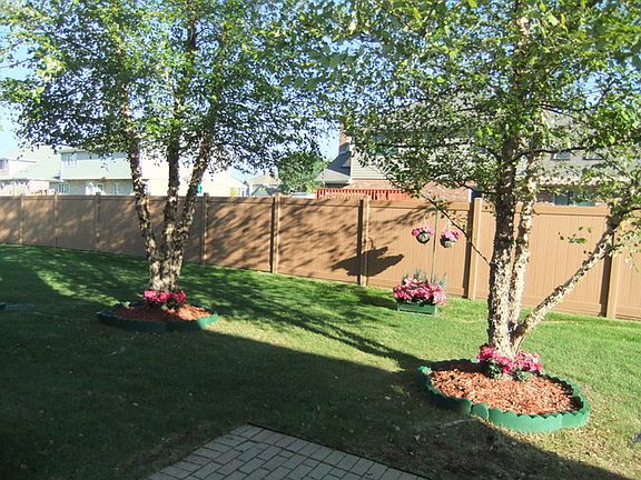 3rd image of 7822 Bristol Park Dr
