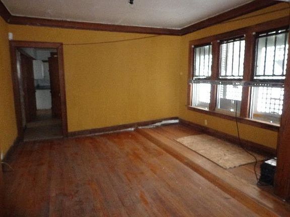 5th image of 11211 S Eggleston Ave