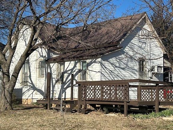 3rd image of 809 Ash St