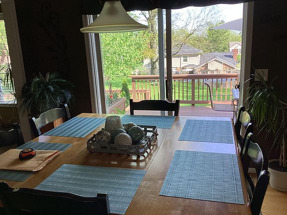 4th image of 1732 Greatwood Dr