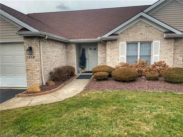 7858 Walnut St Unit A, Youngstown, OH 44512