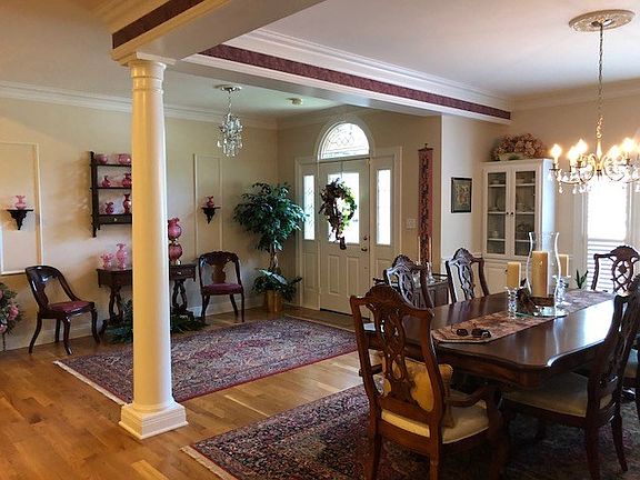 2nd image of 3612 Briarcliff Trce
