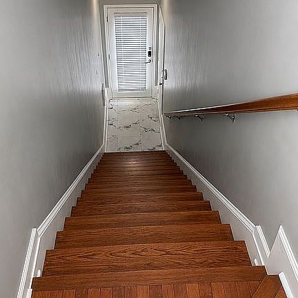 3rd image of 3201 Regency Ct