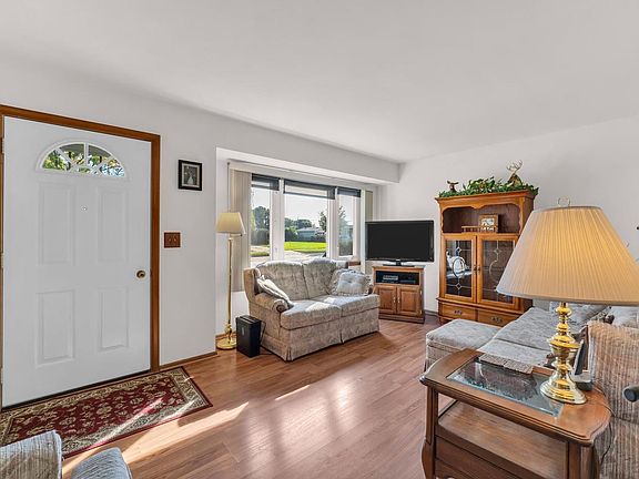 4th image of 3538 Republic AVENUE