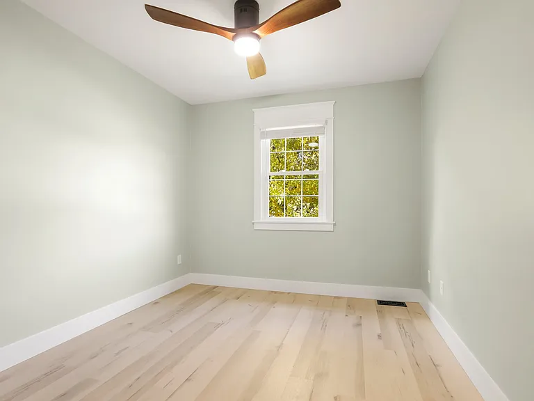 Upstairs bedroom 1.