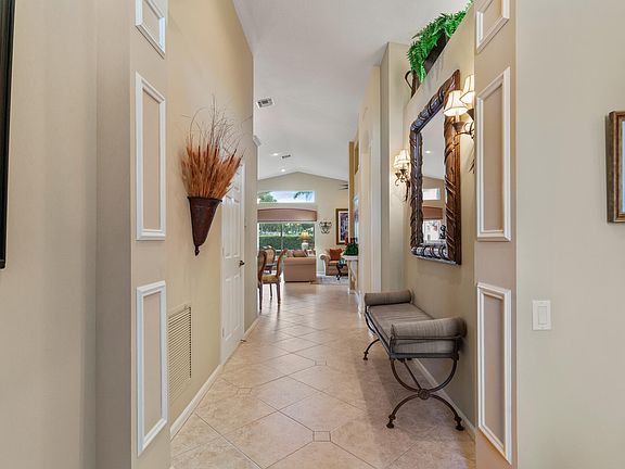 3rd image of 6738 Sherbrook Drive