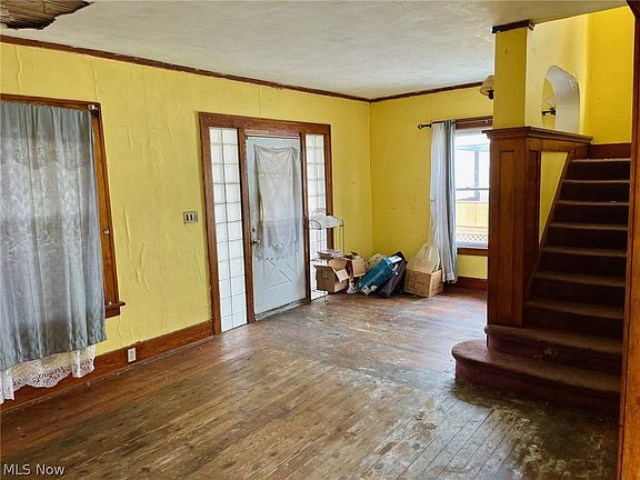 4th image of 1720 E 31st St