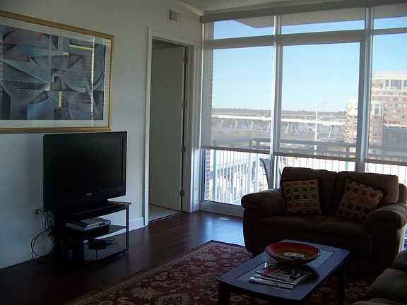 4th image of 301 Virginia St #U901
