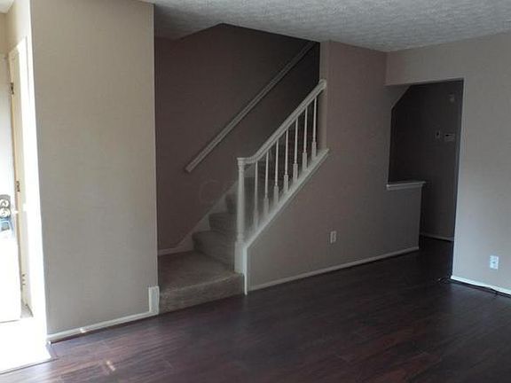 3rd image of 6452 Cranston Way