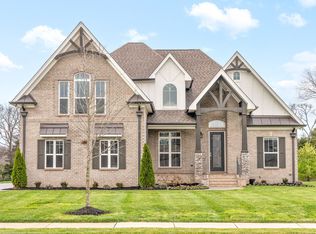 811 Brook Trl, Lebanon, TN 37087