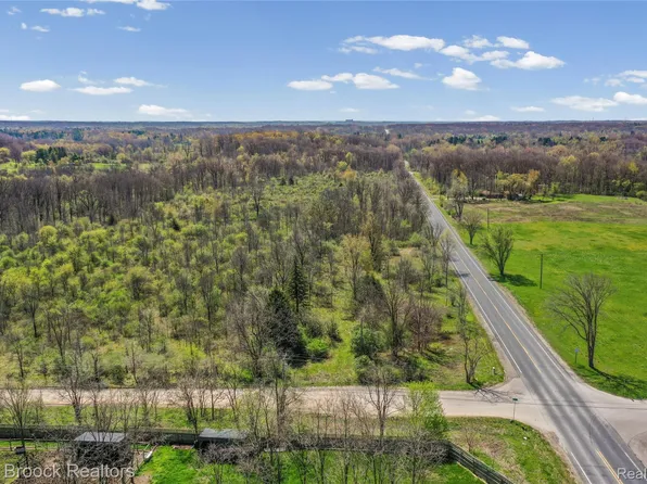 5024 E Joy Rd, Ann Arbor, MI 48105