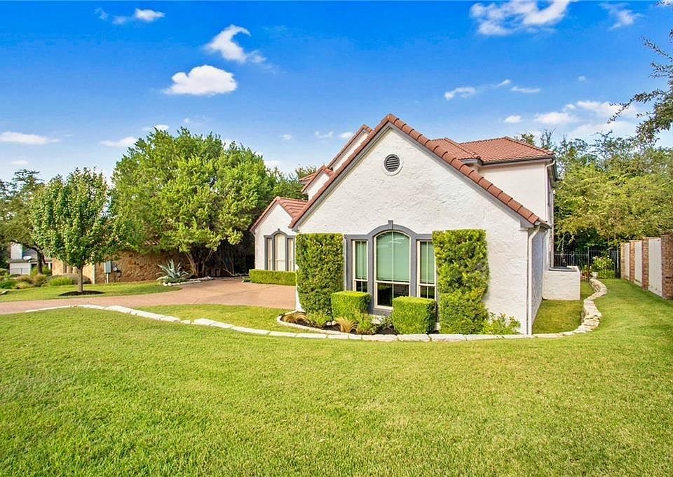 13 The Hills Dr, The Hills, TX 78738 | Zillow