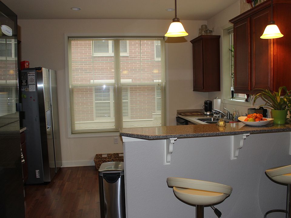 1st image of 4130 S Lake Dr
