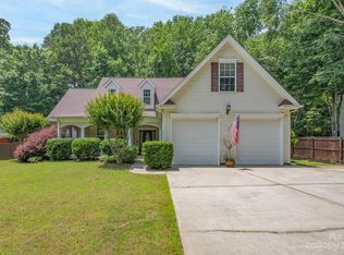 1657 Forest Lake Dr, Rock Hill, SC 29732