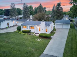 1442 Kettering St, Burton, MI 48509