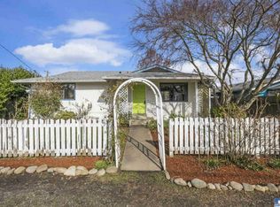 264 W Hammond St, Sequim, WA 98382