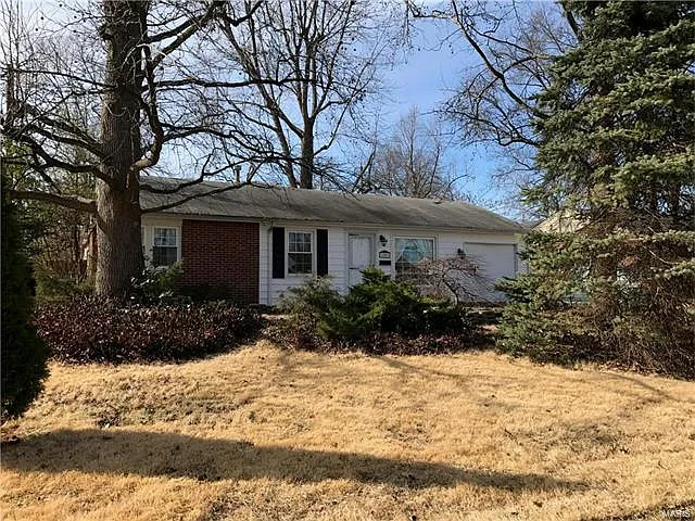 1003 Meadowridge Dr photo 1