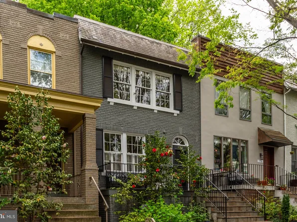 2756 Woodley Pl NW, Washington, DC 20008