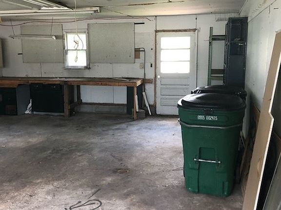 2nd image of 2032 S 15th St