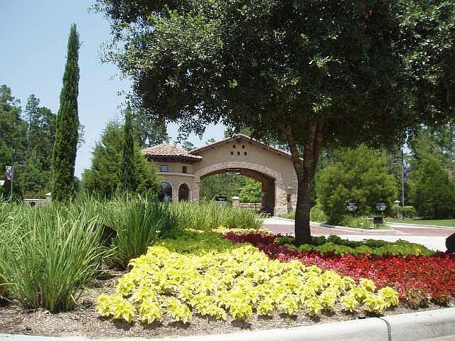 2nd image of 82 S Palmiera Cir