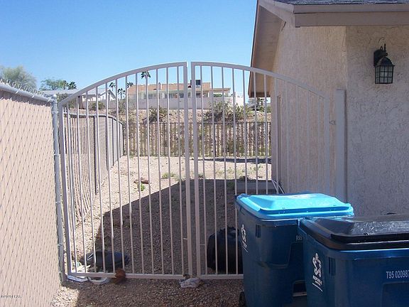 2nd image of 1970 Park Terrace Pl