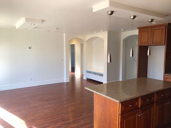 3rd image of 2240 Juanita Ln