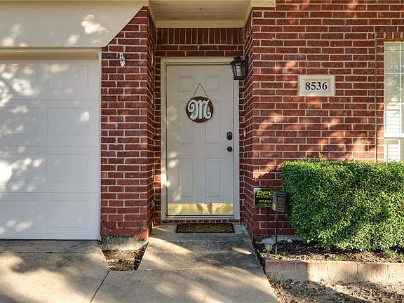 4th image of 8536 Rainy Lake Dr