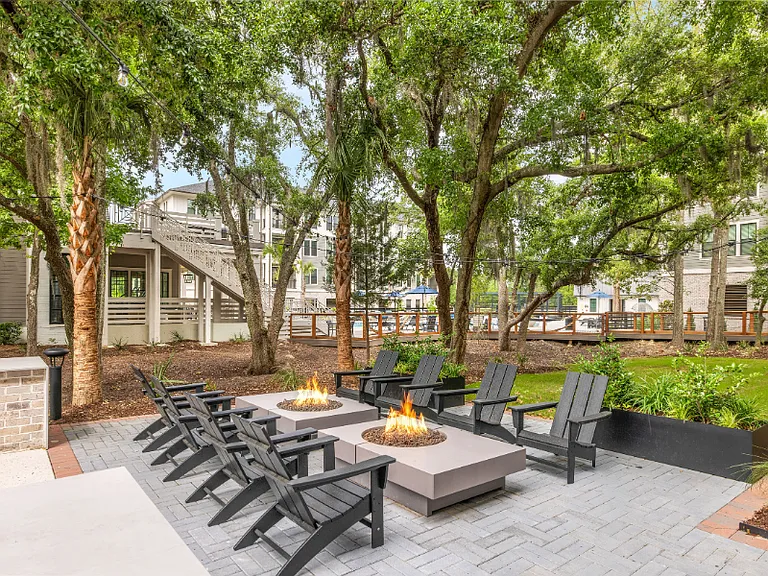 The Henslow Daniel Island Apartments & Townhomes — Photo 63