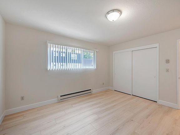 4th image of 470 Boynton Ave #22