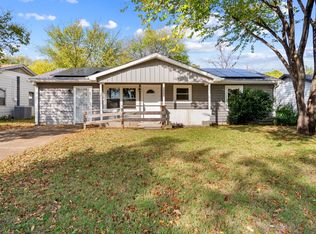 2003 Dennis St, Irving, TX 75062