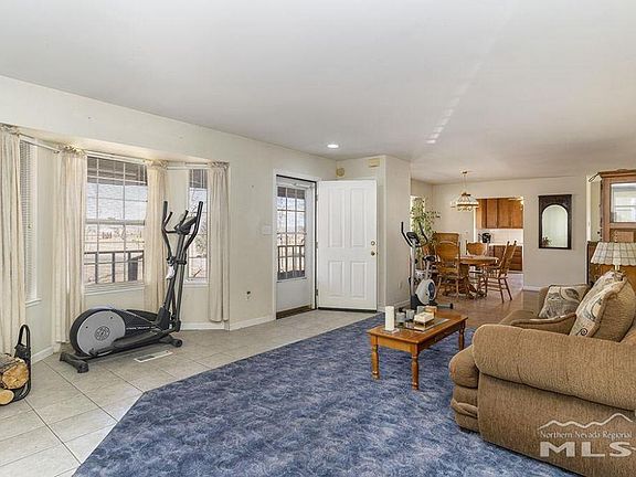 4th image of 264 Sunset Hills Dr