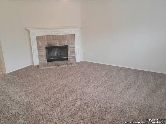 3rd image of 3430 Canyon Maple