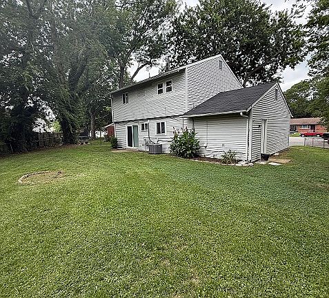 2nd image of 430 Galveston Ct