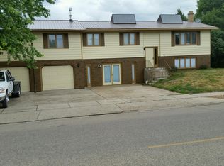 427 22nd St E, Williston, ND 58801