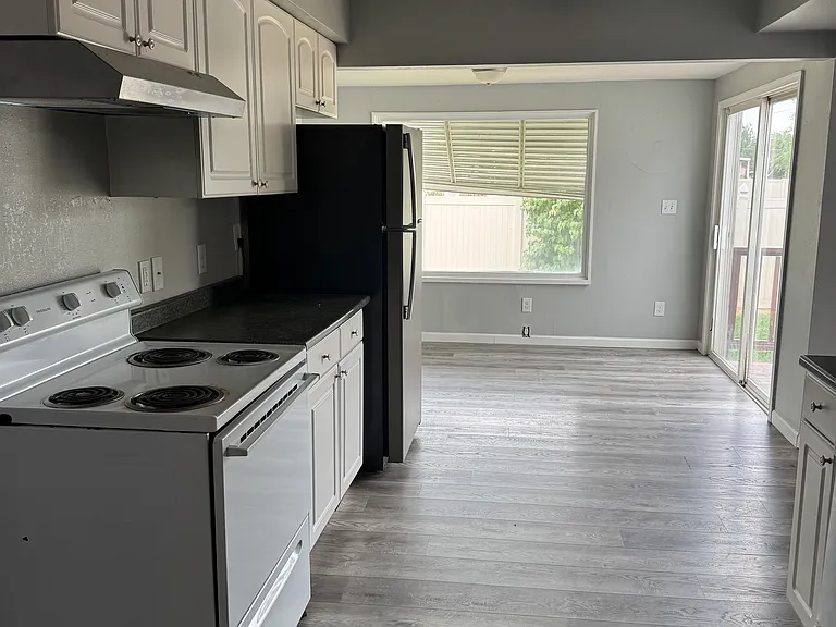 620 Fremont St — Photo 14