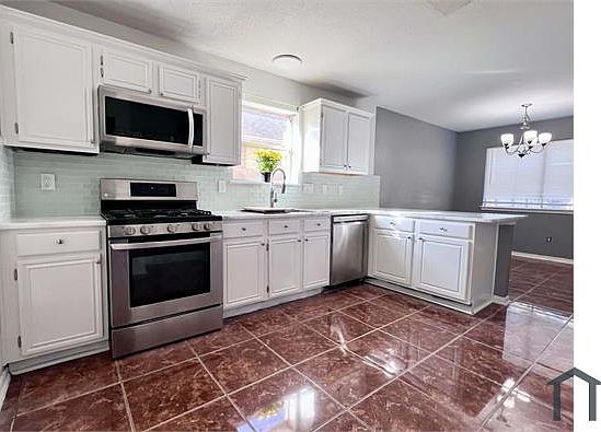 2nd image of 19514 Azalea Valley Dr